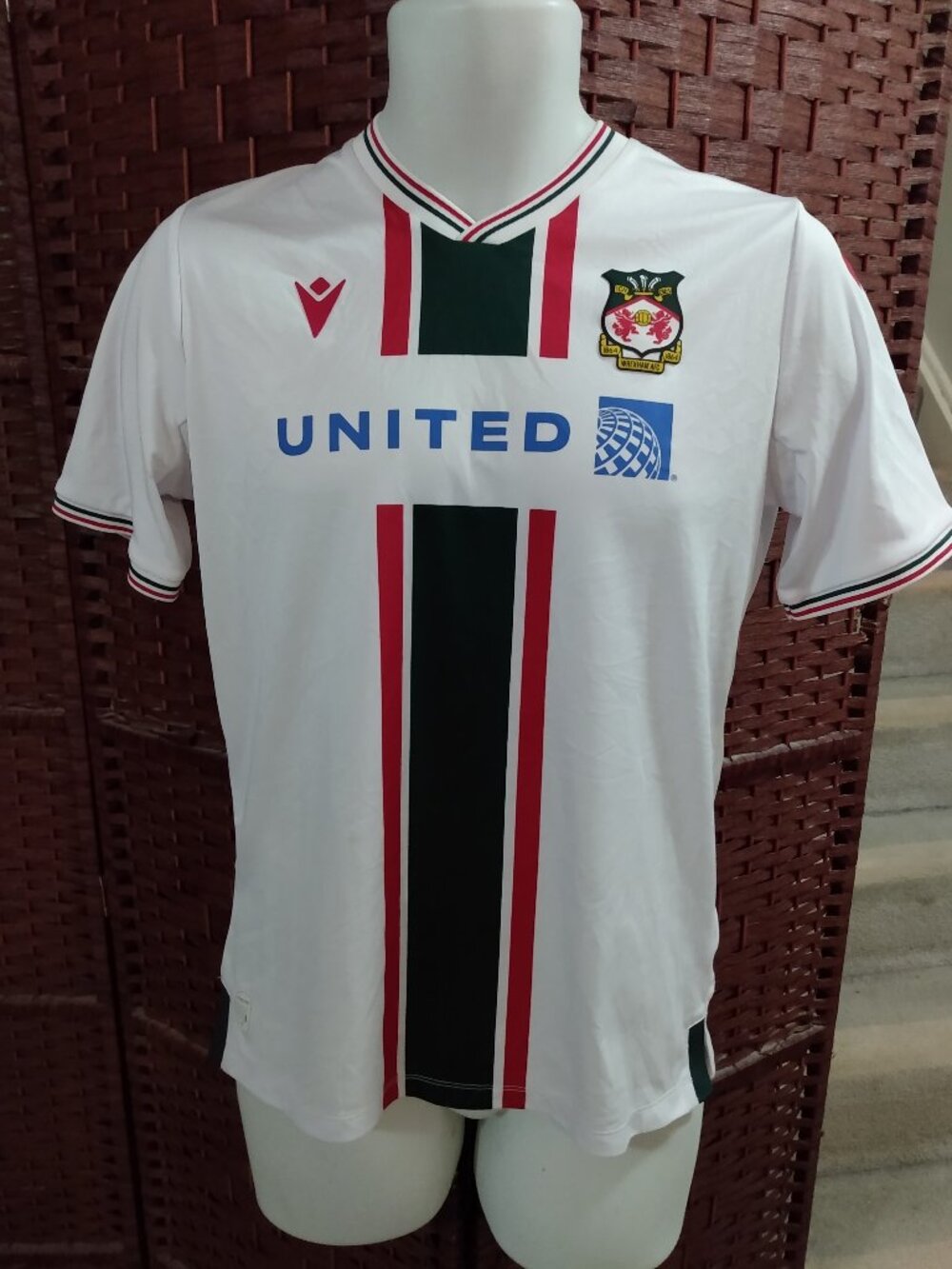 Macron Wrexham AFC Soccer Jersey Youth XL Football